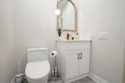 Photo 15 at #8 - 70 Byng Avenue, Willowdale East, Toronto