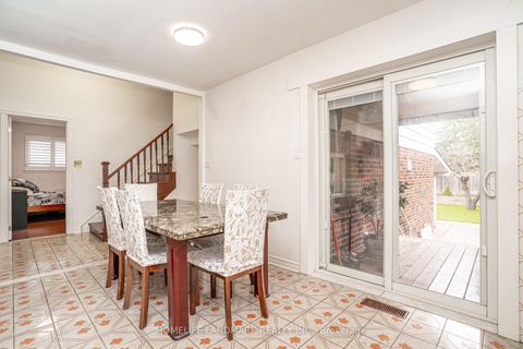 Photo 6 at 26 Bushcroft Grove, Agincourt North, Toronto