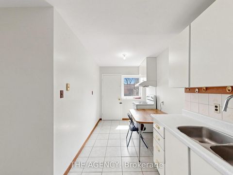 Photo 4 at #33 - 1559 Albion Road, Jamestown, Toronto