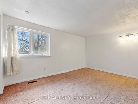 Photo 10 at #33 - 1559 Albion Road, Jamestown, Toronto