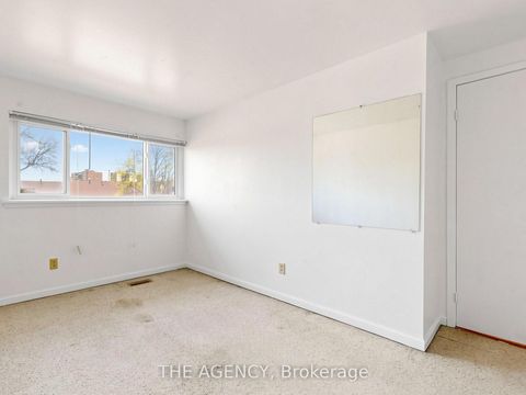 Photo 11 at #33 - 1559 Albion Road, Jamestown, Toronto