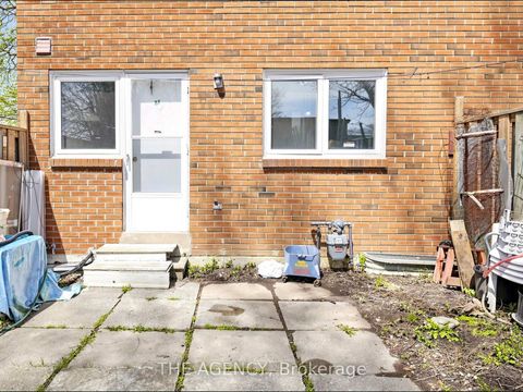 Photo 21 at #33 - 1559 Albion Road, Jamestown, Toronto