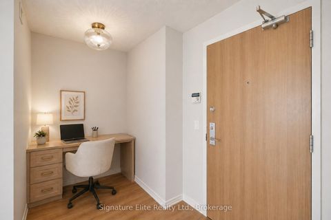 Photo 8 at 909 - 1403 Royal York Road, Humber Heights, Toronto