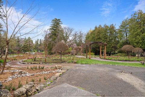 Photo 23 at 909 - 1403 Royal York Road, Humber Heights, Toronto