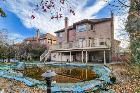 Photo 9 at 136 Cranberry Lane, Aurora Highlands, Aurora