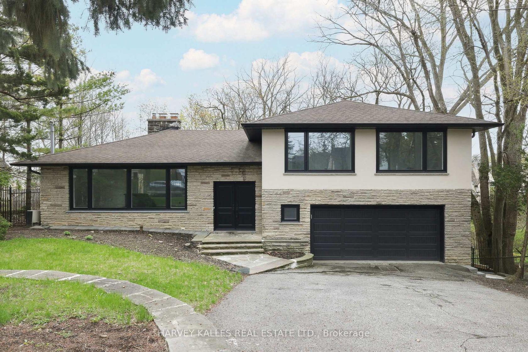 537 Blythwood Road, York Mills, Toronto photo number 2
