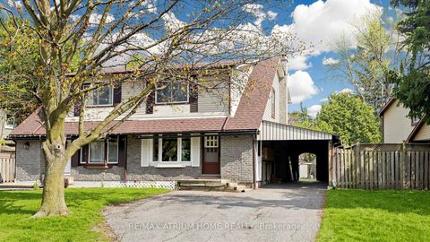 Photo 1 at 13 Applegate Crescent, Hillcrest Village, Toronto