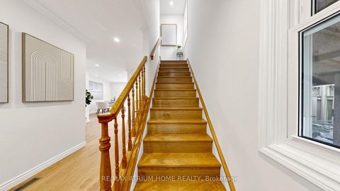 Photo 18 at 13 Applegate Crescent, Hillcrest Village, Toronto