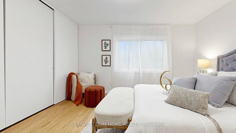 Photo 20 at 13 Applegate Crescent, Hillcrest Village, Toronto