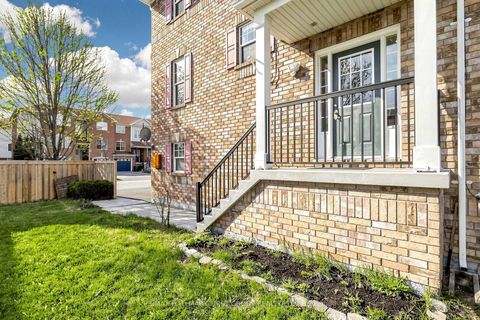 Photo 2 at 61 Reindeer Drive, Rouge E11, Toronto