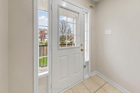 Photo 3 at 61 Reindeer Drive, Rouge E11, Toronto