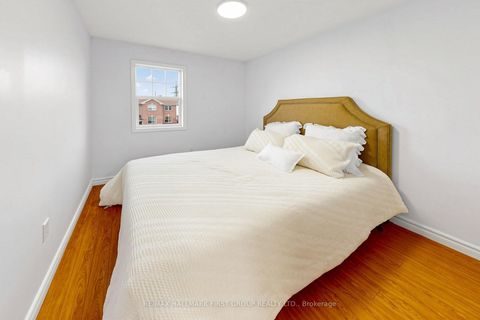 Photo 25 at 61 Reindeer Drive, Rouge E11, Toronto