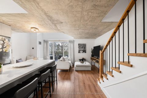 Photo 2 at 216 - 119 Merton Street, Mount Pleasant West, Toronto
