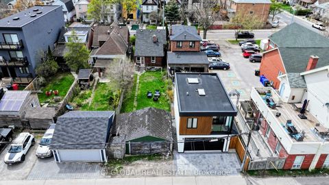 Photo 4 at 49 Batavia Avenue, Smythe, Toronto