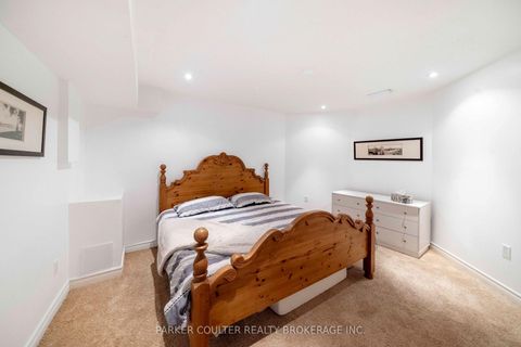 Photo 34 at 1 Windsor Crescent, Shore, Barrie