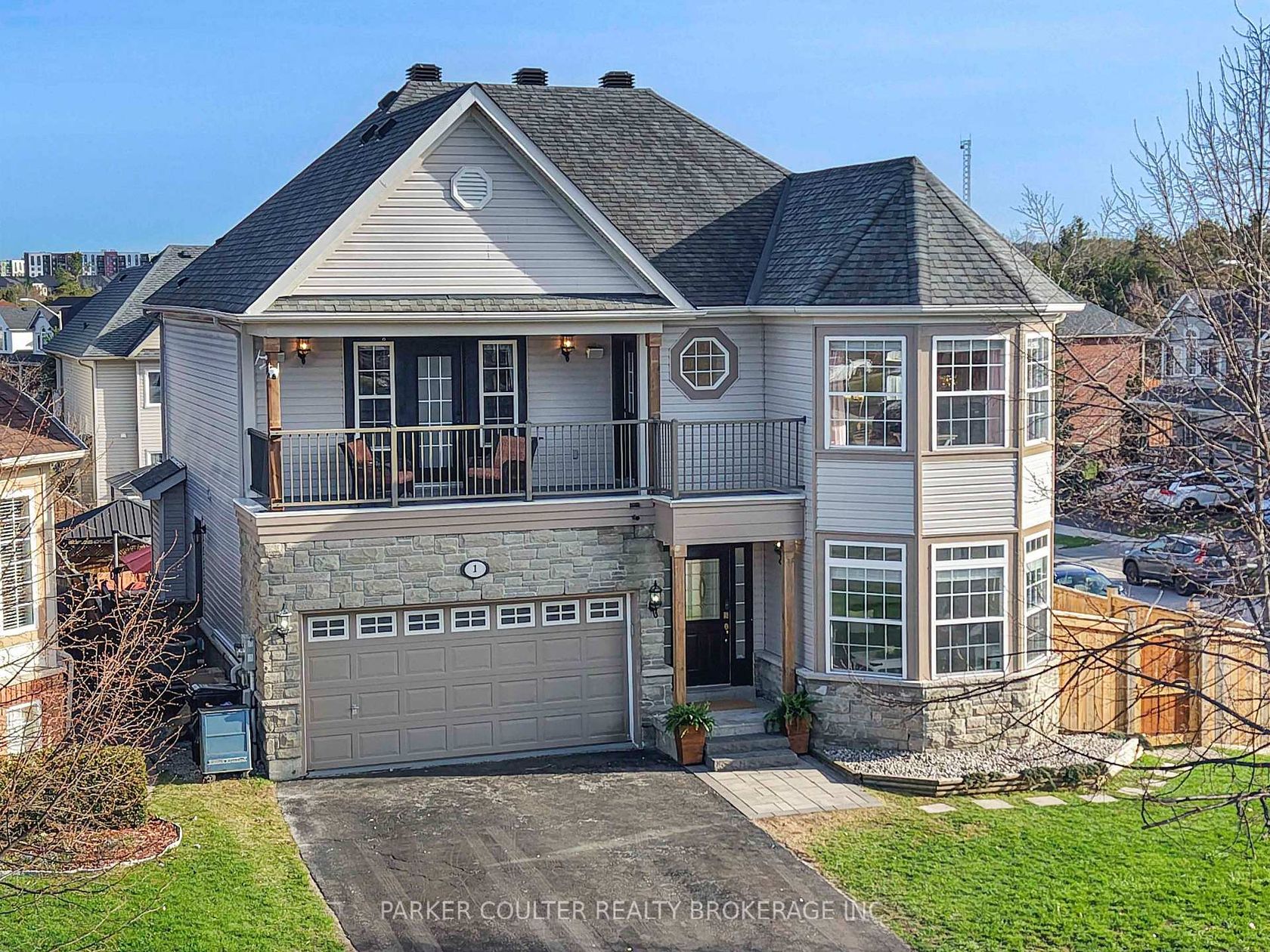 1 Windsor Crescent, Shore, Barrie photo number 2