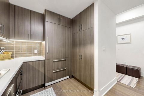 Photo 10 at TH115 - 39 Queens Quay E, Waterfront Communities C8, Toronto
