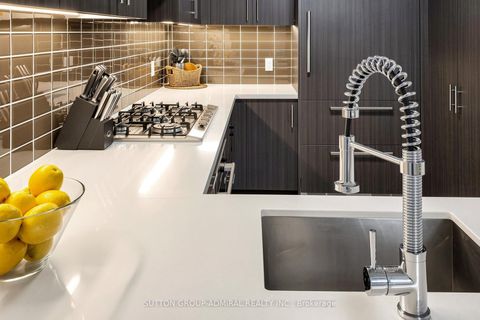 Photo 11 at TH115 - 39 Queens Quay E, Waterfront Communities C8, Toronto