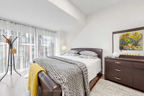 Photo 22 at TH115 - 39 Queens Quay E, Waterfront Communities C8, Toronto