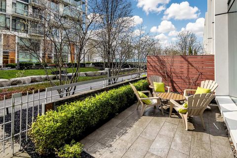 Photo 37 at TH115 - 39 Queens Quay E, Waterfront Communities C8, Toronto