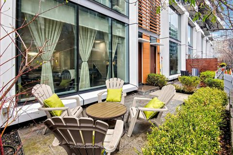 Photo 38 at TH115 - 39 Queens Quay E, Waterfront Communities C8, Toronto
