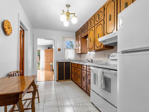 Photo 6 at 136 Cranbrooke Avenue, Lawrence Park North, Toronto
