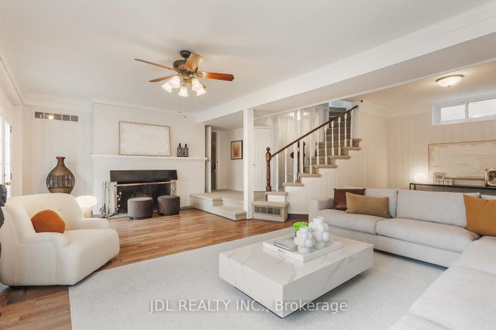 Photo 28 at 6 Farmingdale Road, Bayview Village, Toronto