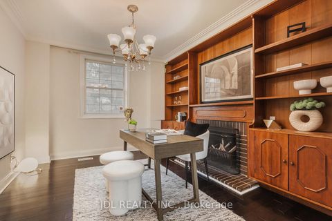 Photo 12 at 6 Farmingdale Road, Bayview Village, Toronto