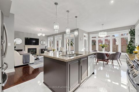 Photo 13 at 32 Nicort Road, King City, King