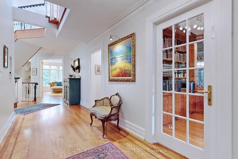 Photo 3 at 27 Shelborne Avenue, Nortown, Toronto