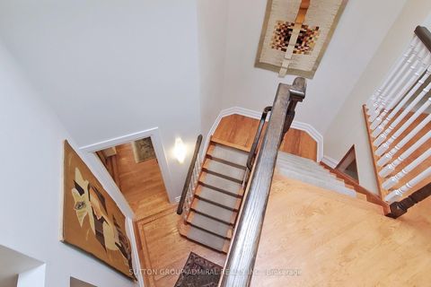 Photo 13 at 27 Shelborne Avenue, Nortown, Toronto