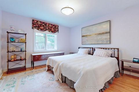 Photo 17 at 27 Shelborne Avenue, Nortown, Toronto