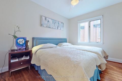 Photo 18 at 27 Shelborne Avenue, Nortown, Toronto