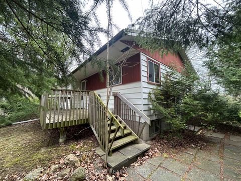 Photo 2 at 55 Elmpine Trail, Rural King, King