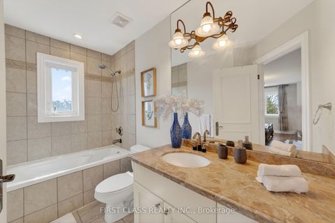 Photo 32 at 1031A Lillian Street, Willowdale East, Toronto