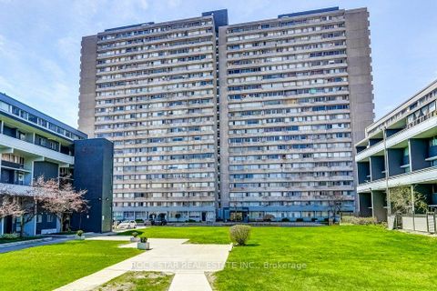 Photo 0 at 708 - 10 Sunny Glenway, Flemingdon Park, Toronto