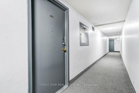 Photo 2 at 708 - 10 Sunny Glenway, Flemingdon Park, Toronto