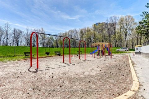 Photo 23 at 708 - 10 Sunny Glenway, Flemingdon Park, Toronto