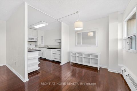 Photo 10 at 708 - 100 Leeward Glenway, Flemingdon Park, Toronto