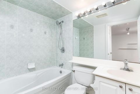 Photo 13 at 1008 - 18 Sommerset Way, Willowdale East, Toronto