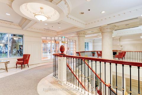 Photo 17 at 1008 - 18 Sommerset Way, Willowdale East, Toronto
