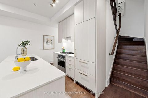Photo 14 at TH6 - 270 Davenport Road, Annex, Toronto