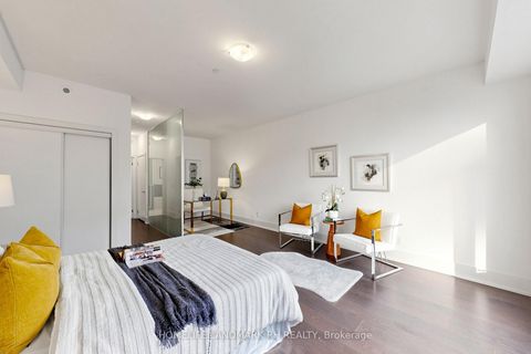 Photo 18 at TH6 - 270 Davenport Road, Annex, Toronto