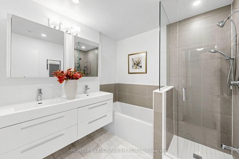 Photo 20 at TH6 - 270 Davenport Road, Annex, Toronto