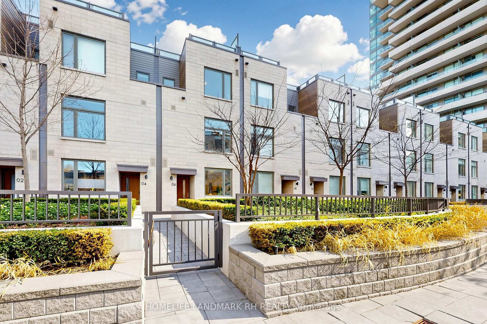 TH6 - 270 Davenport Road, Annex, Toronto 