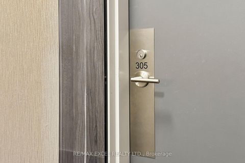 Photo 3 at 305 - 38 Forest Manor Road, Henry Farm, Toronto