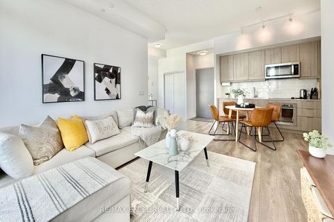 Photo 7 at 305 - 38 Forest Manor Road, Henry Farm, Toronto
