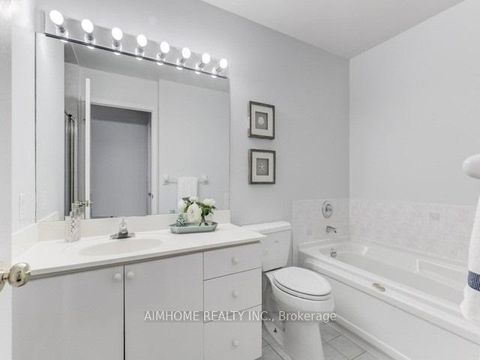 Photo 14 at 1530 - 28 Sommerset Way, Willowdale East, Toronto