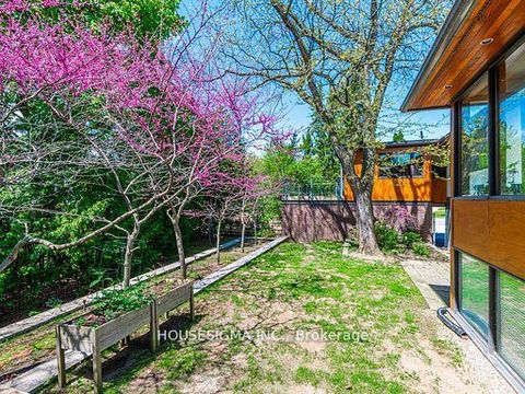 Photo 25 at 94 Laurentide Drive, Donalda, Toronto