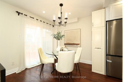 Photo 13 at 6 Snapdragon Drive, Pleasant View, Toronto